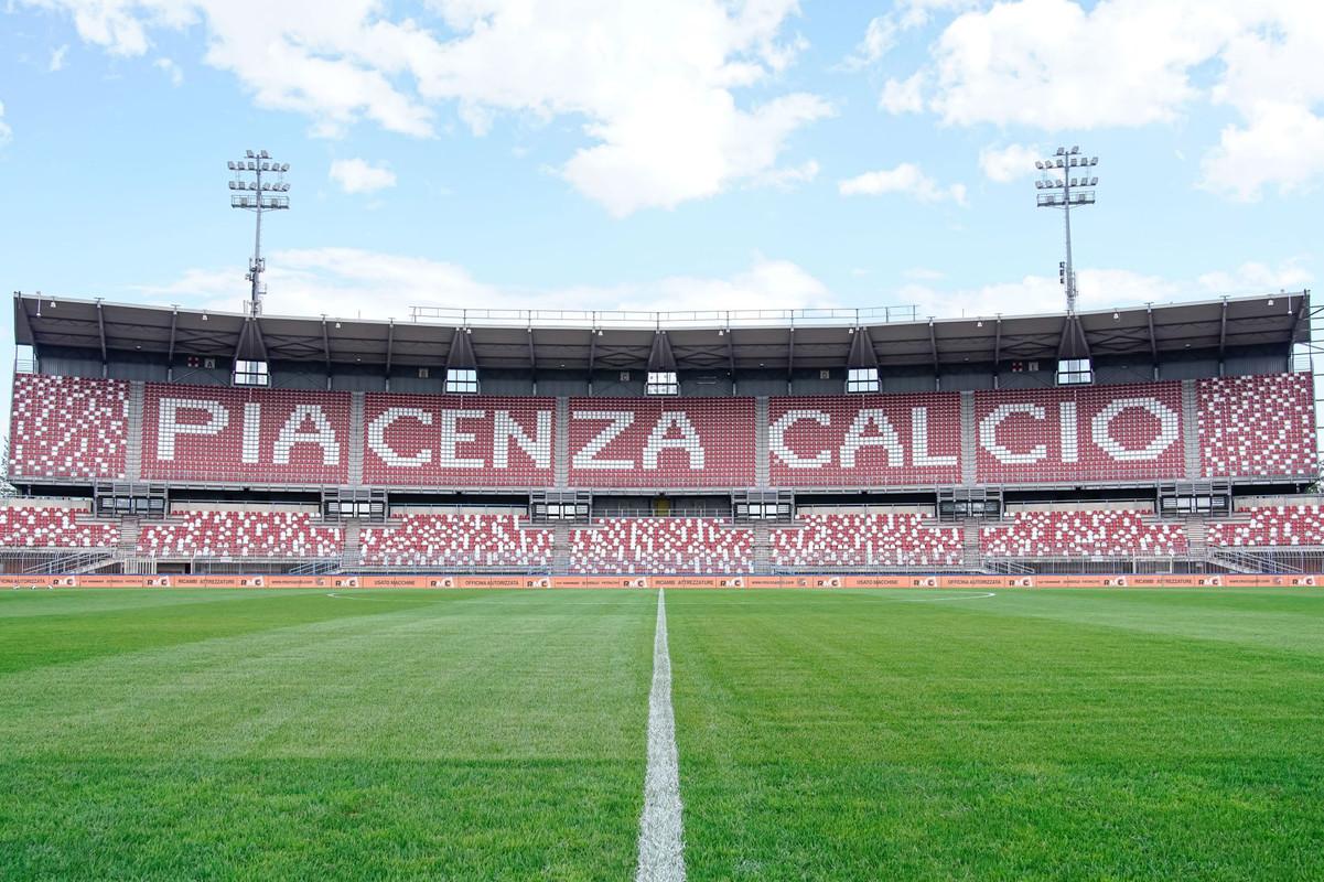 Sân vận động Stadio Leonardo Garilli - Sân nhà của CLB bóng đá Piacenza