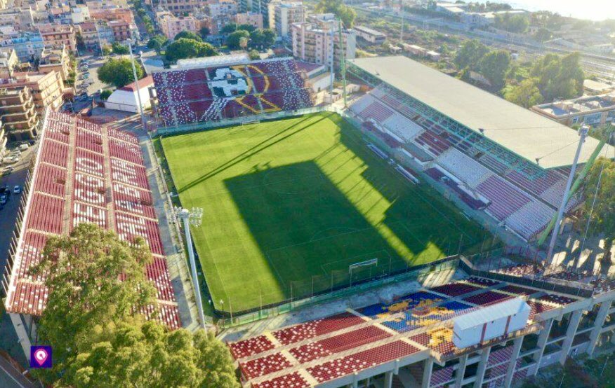 Sân vận động Stadio Oreste Granillo – Nhà của Câu lạc bộ Reggina