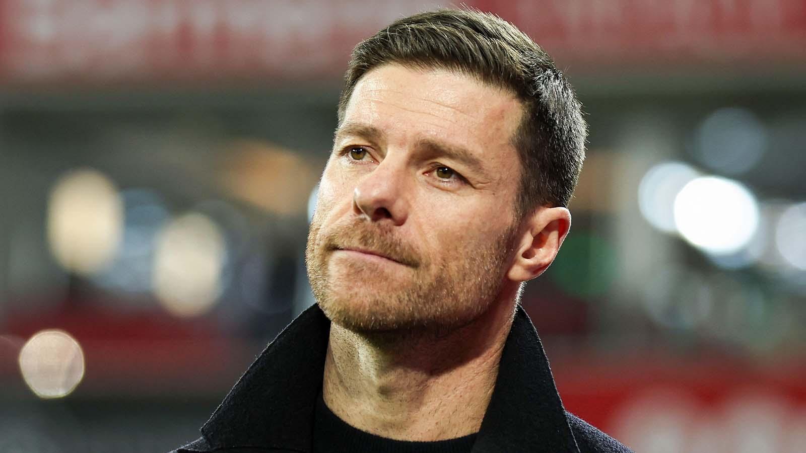 Coach Xabi Alonso of Bayer Leverkusen