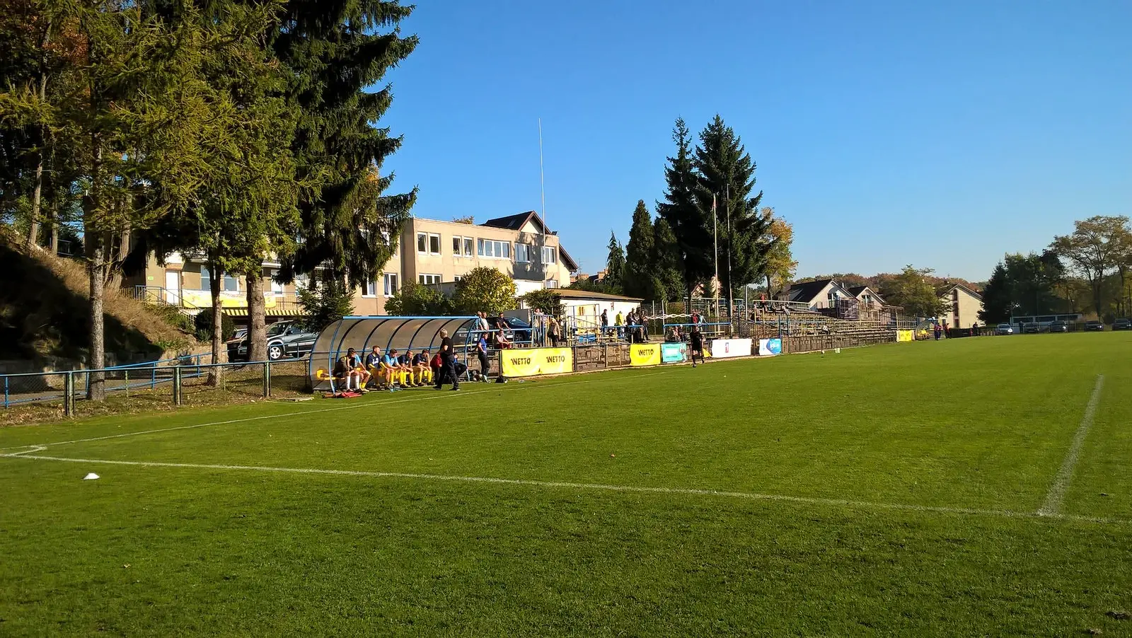 Sân vận động Stadion Stoczniowy: Khám phá lịch sử và sự kiện thể thao hấp dẫn