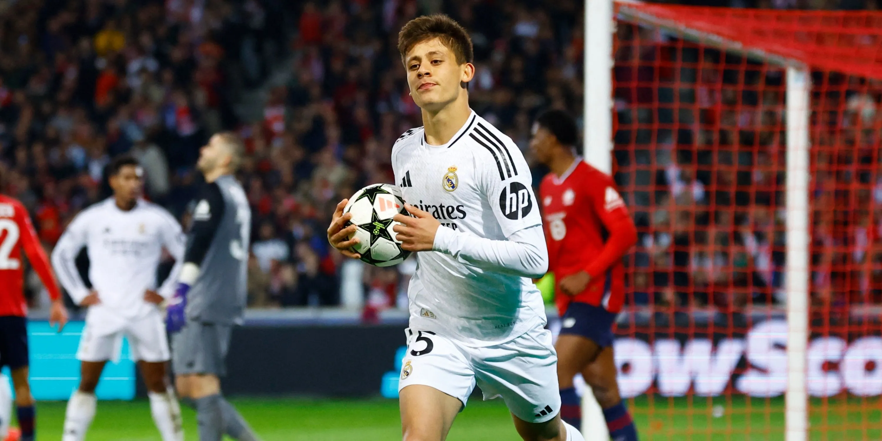 Arda Güler trong màu áo Real Madrid - tài năng trẻ Thổ Nhĩ Kỳ có thể đến Chelsea