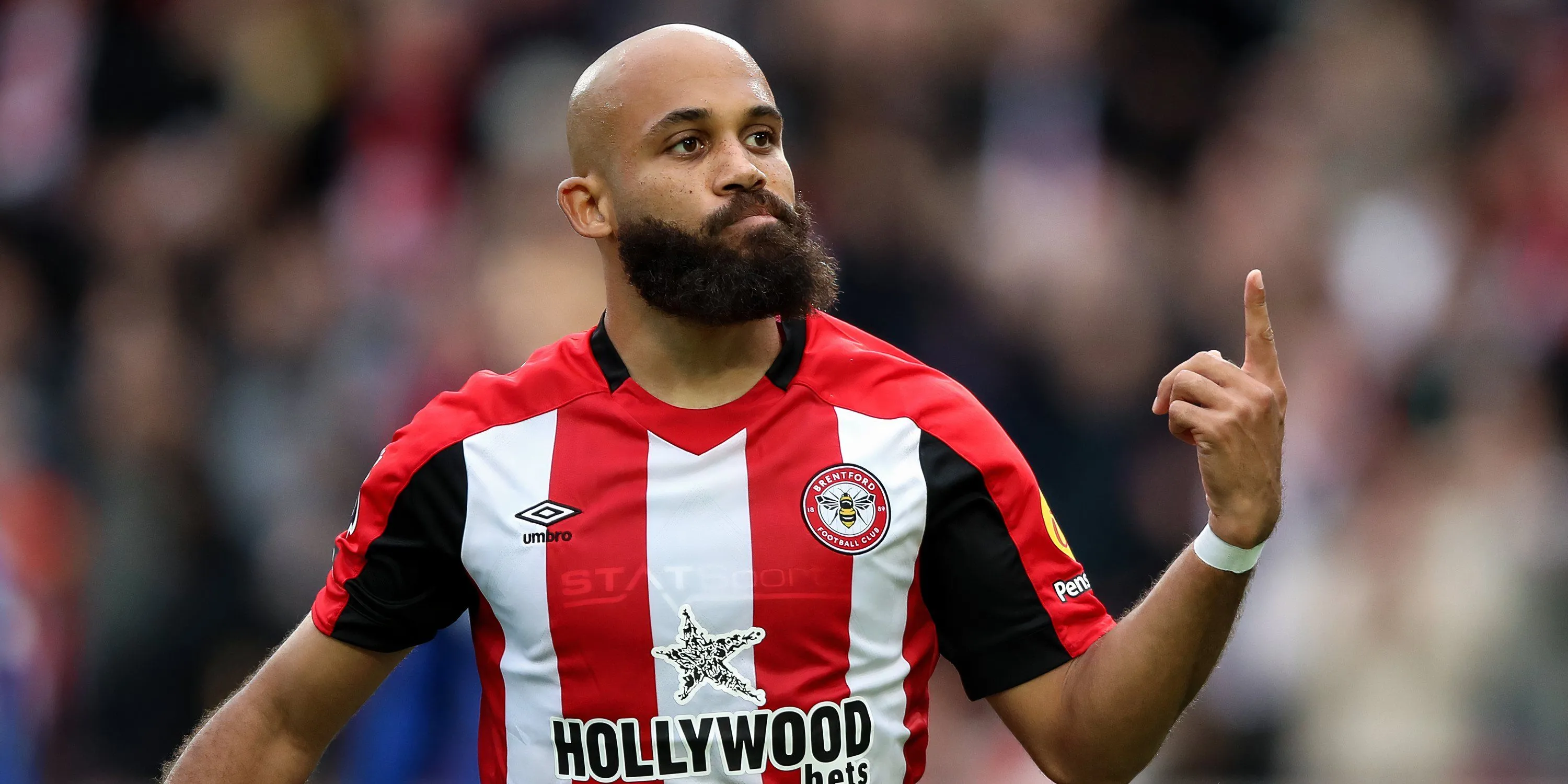 Bryan Mbeumo ăn mừng bàn thắng cho Brentford, mục tiêu tiềm năng của Nottingham Forest