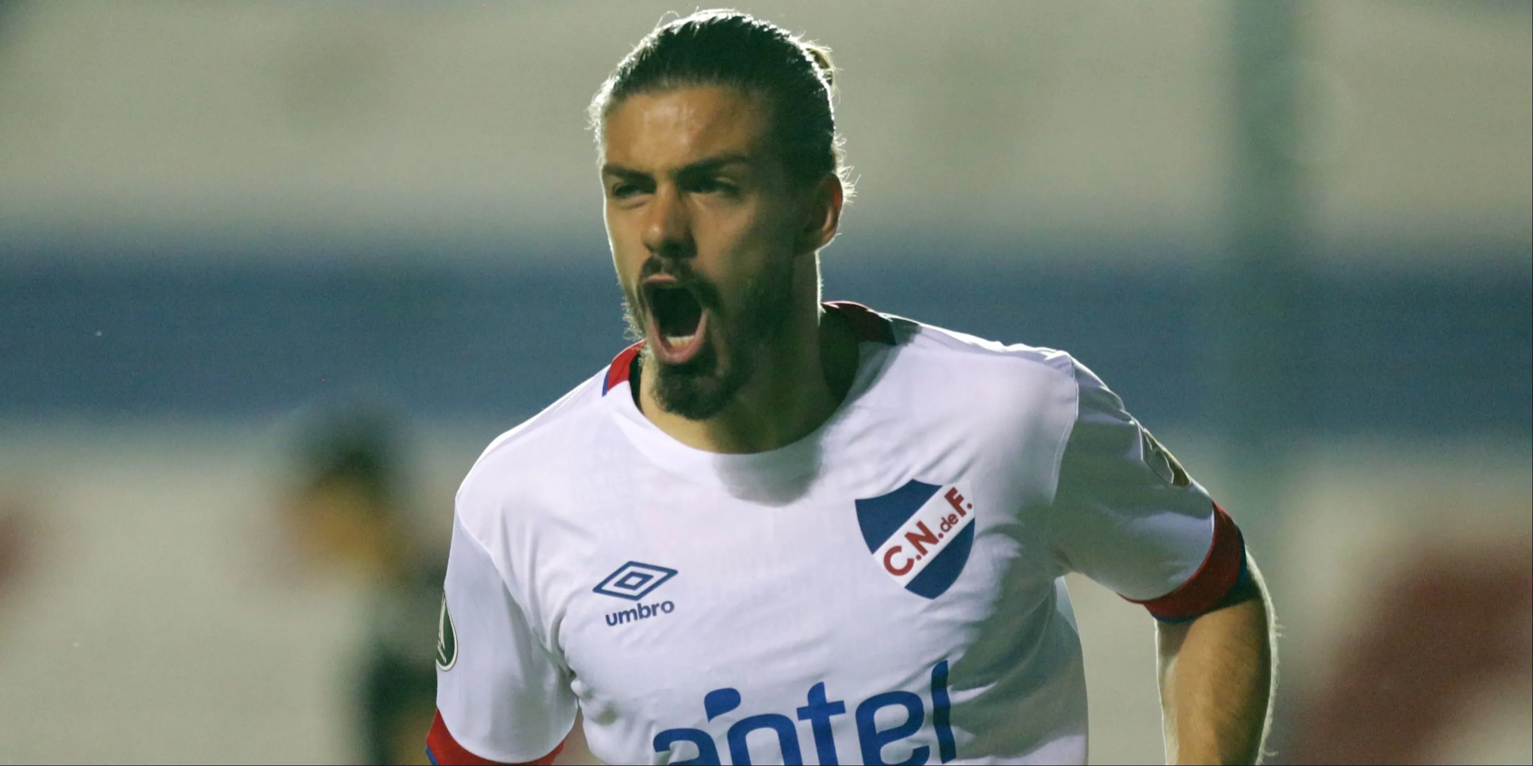 Logo và hình ảnh sân vận động của Club Nacional de Football, Uruguay