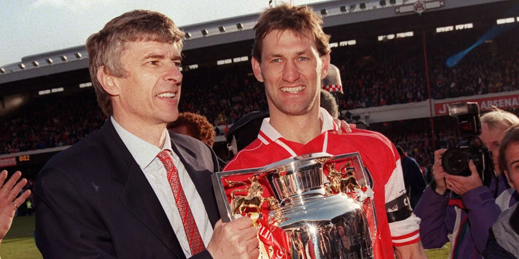 Tony Adams trong màu áo Arsenal