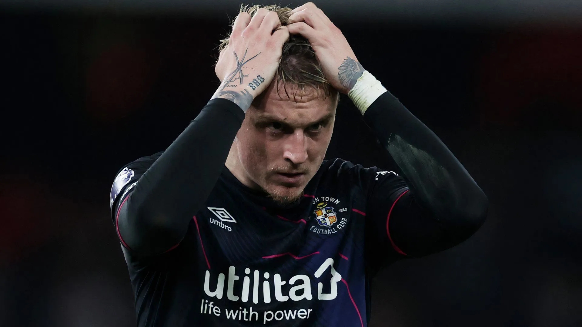 Alfie Doughty thi đấu ấn tượng cho Luton Town ở Premier League