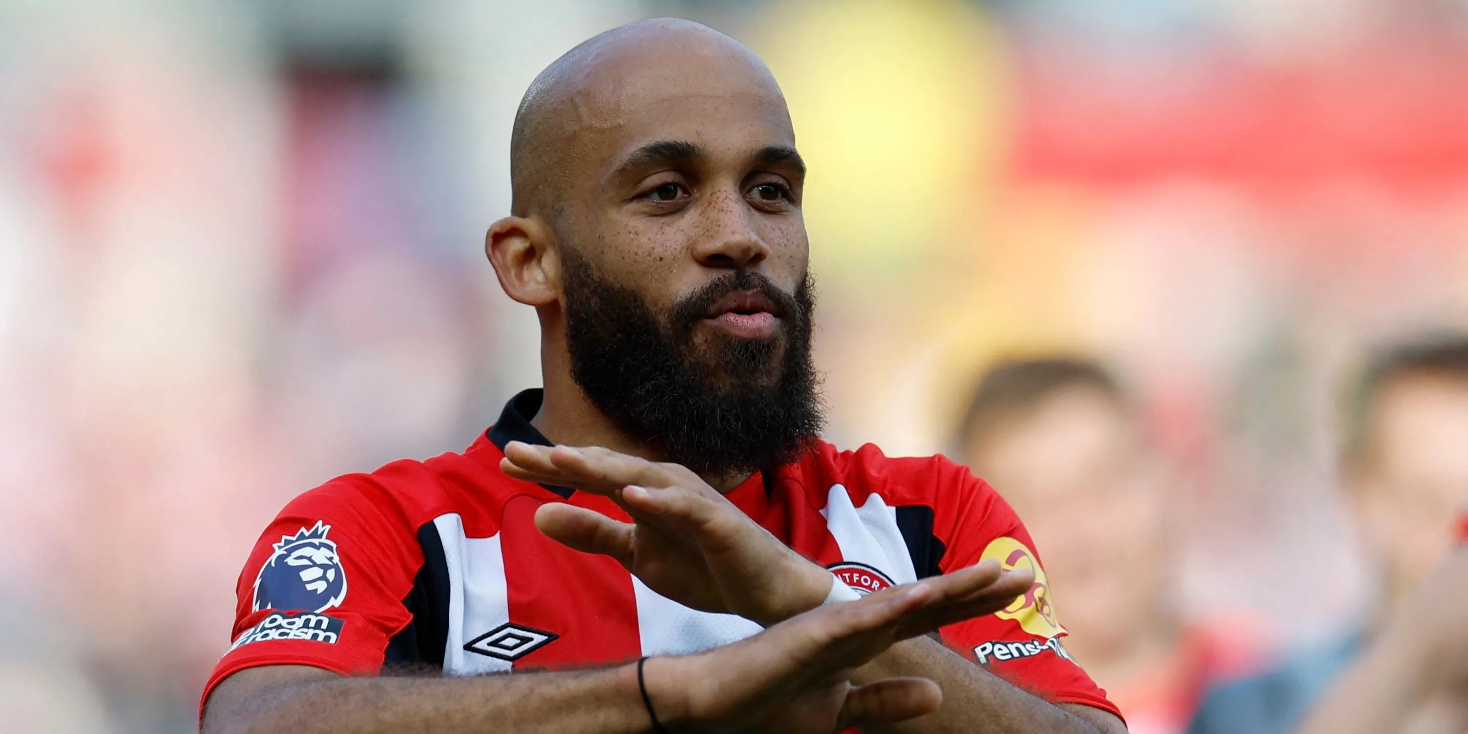 Bryan Mbeumo ăn mừng bàn thắng cho Brentford tại Premier League
