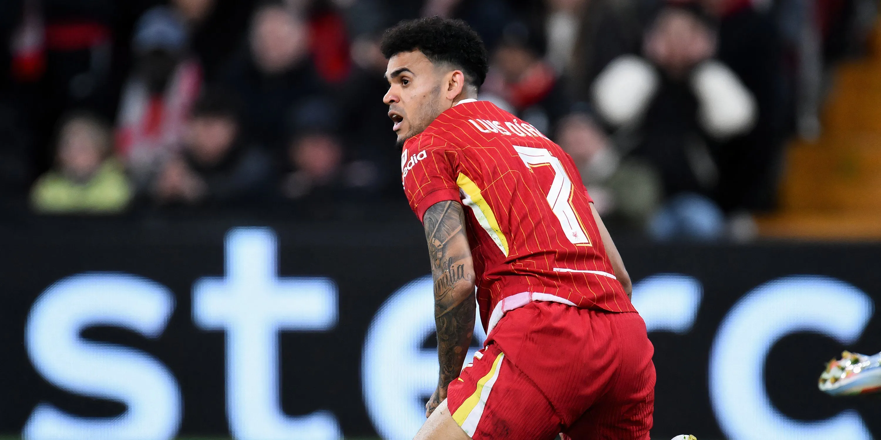 Cầu thủ chạy cánh Liverpool Luis Diaz