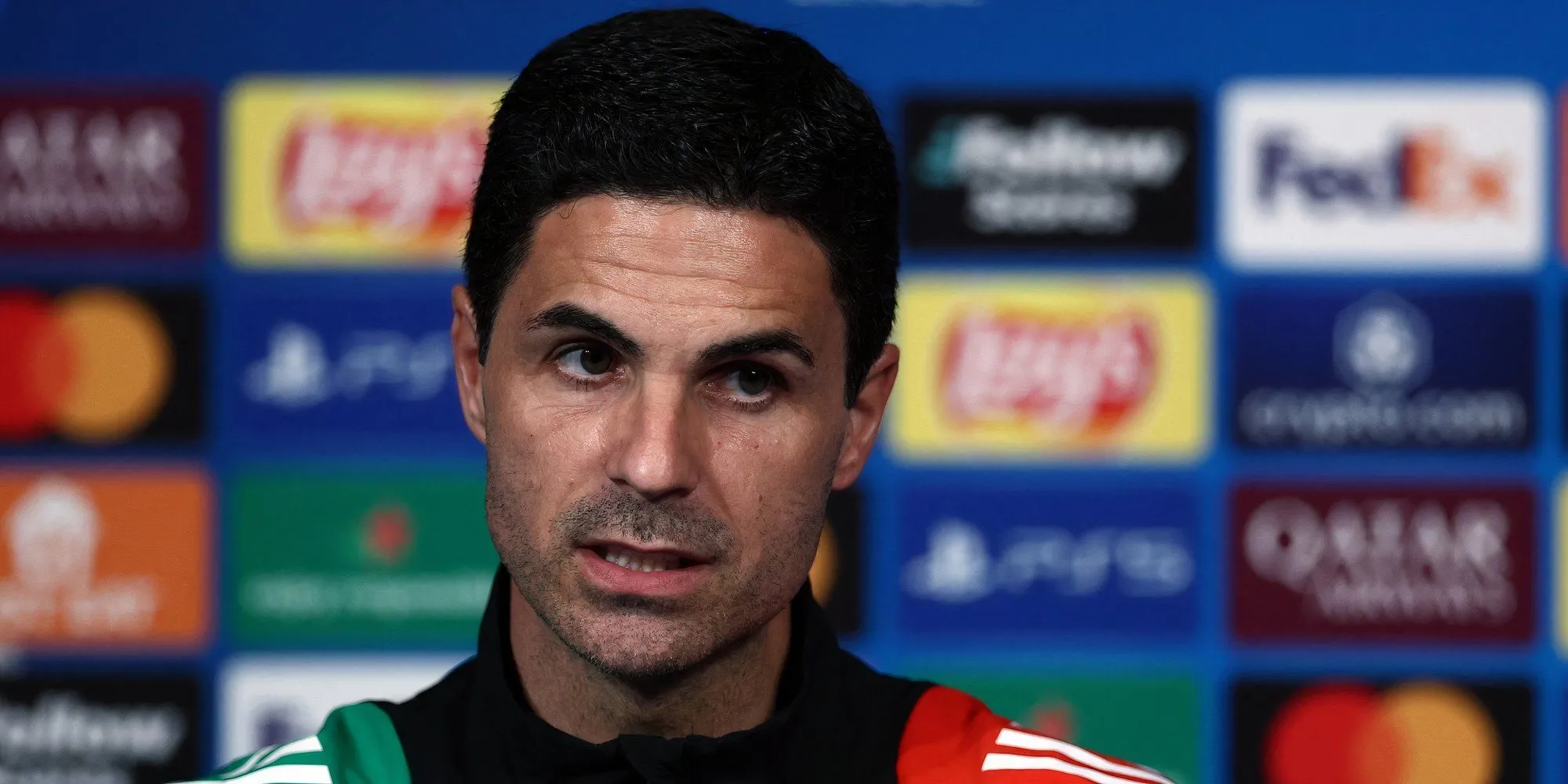 HLV Mikel Arteta của Arsenal trong một buổi họp báo đưa ra những phát biểu đáng chú ý