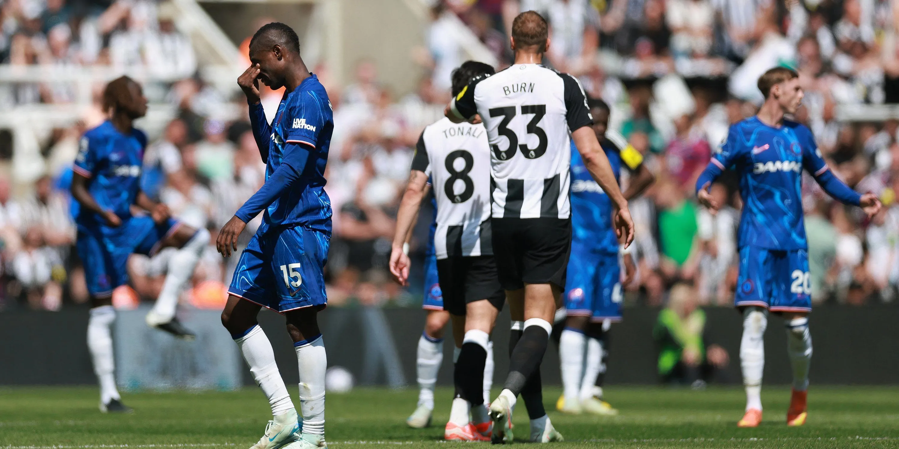 Jackson và tấm thẻ đỏ: Dấu chấm hết tại Chelsea như Havertz?