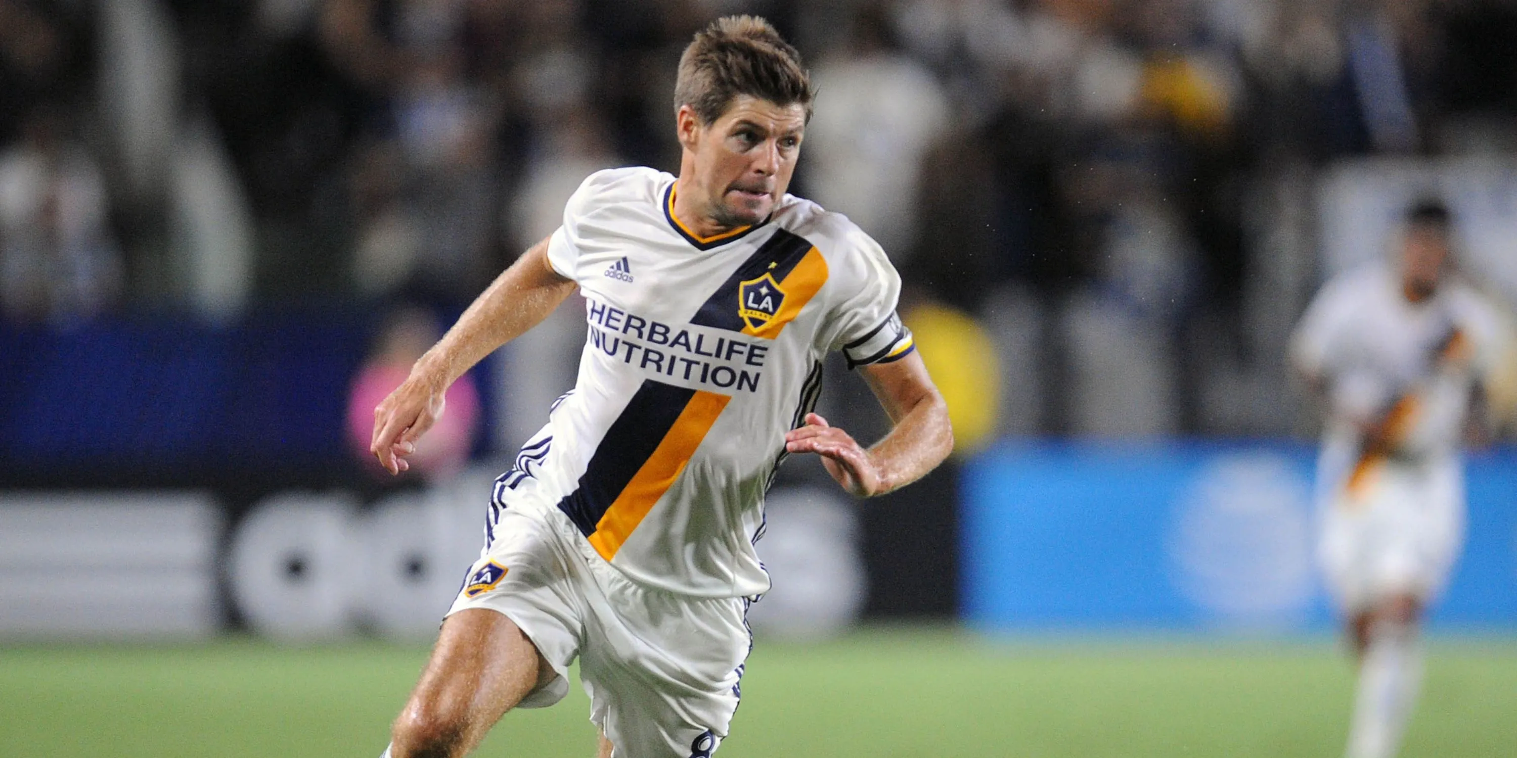 Steven Gerrard thi đấu cho LA Galaxy