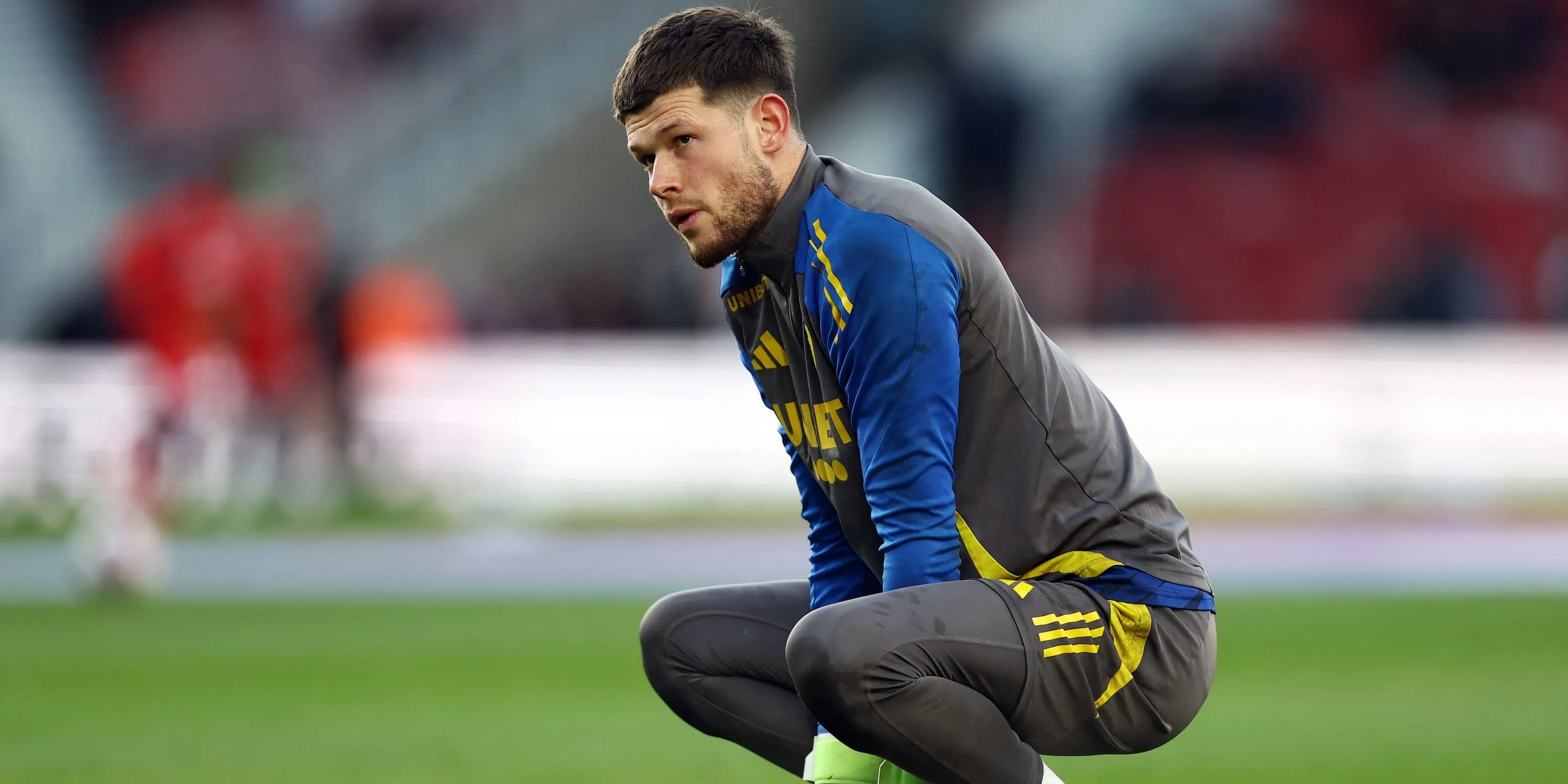 Thủ môn Illan Meslier của Leeds United đang thi đấu trên sân