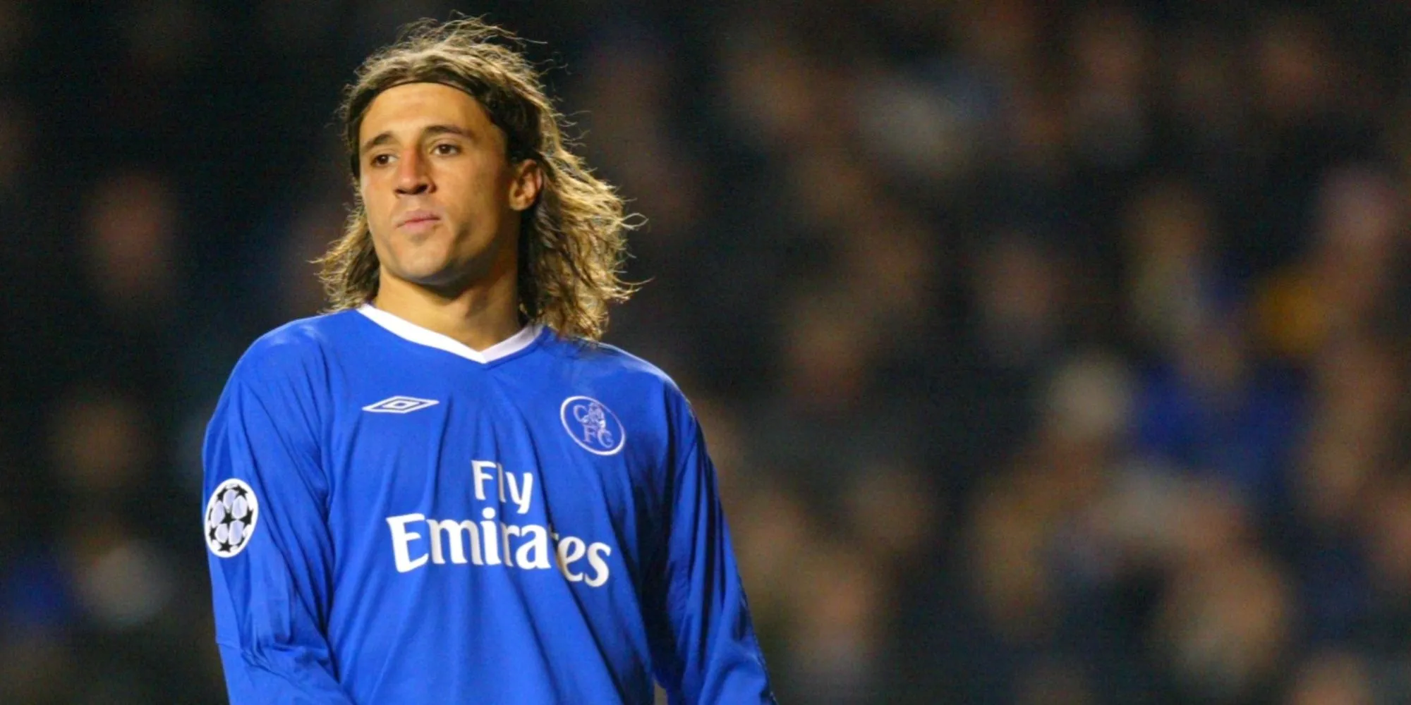 Tiền đạo Hernan Crespo trong màu áo Chelsea