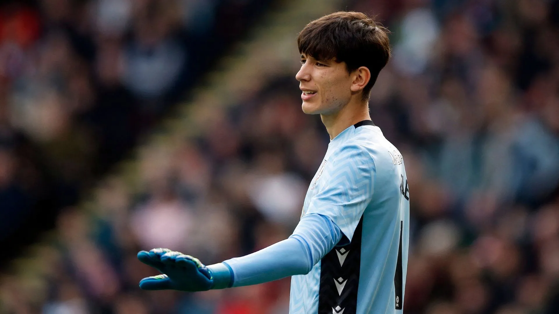 James Beadle trong màu áo Sheffield Wednesday