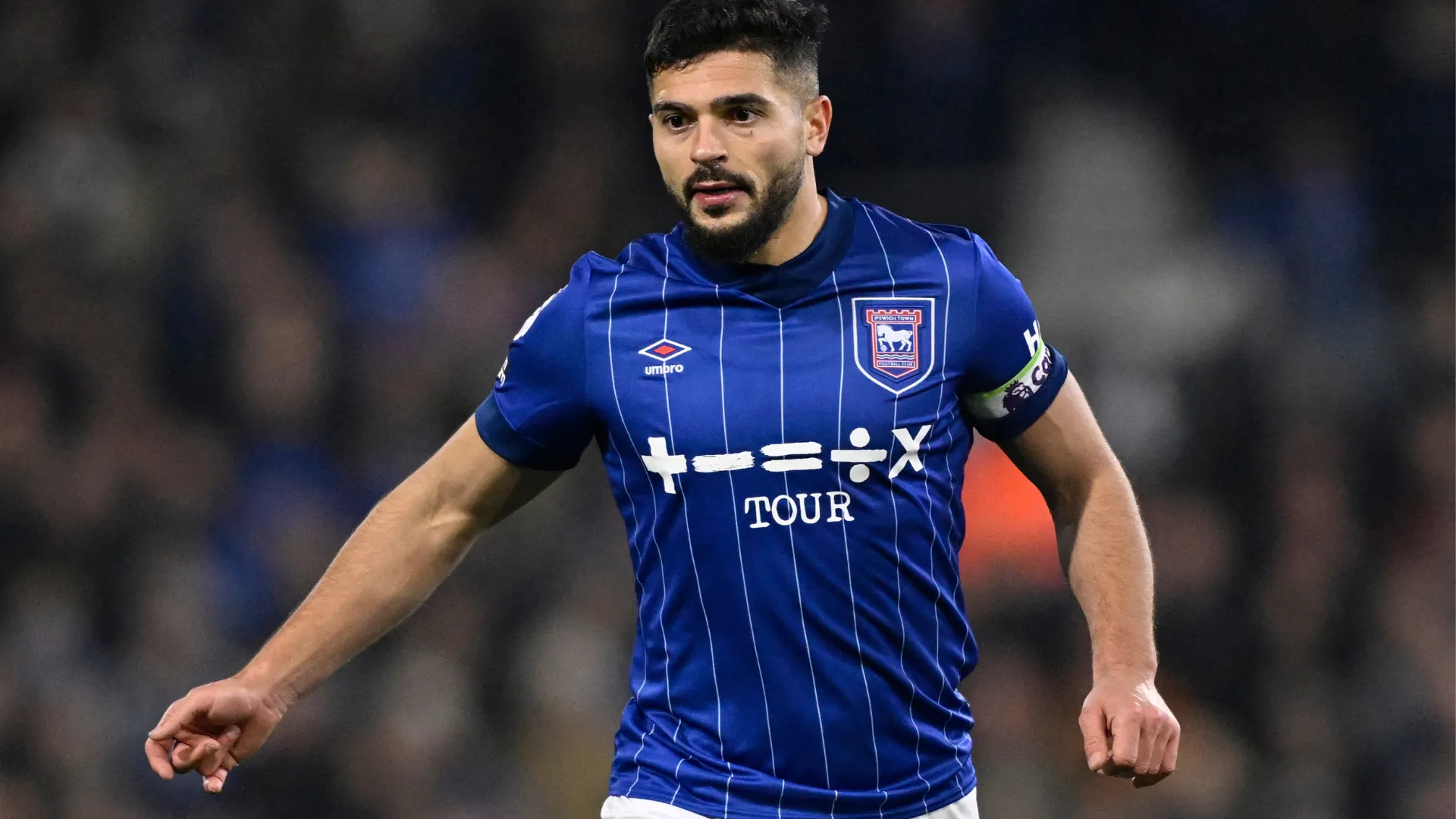 Sam Morsy và Conor Chaplin bình luận trên bài đăng Instagram của Marcus Harness