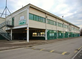 Khán đài chính Tamburino tại sân Huish Park của Yeovil Town