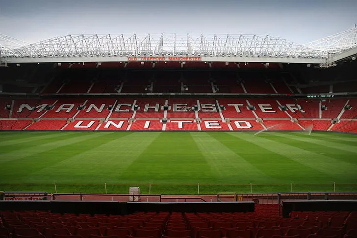 Không gian nội thất sang trọng bên trong sân Old Trafford, phục vụ các trải nghiệm hospitality