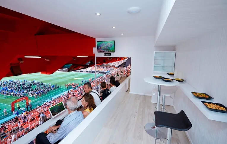 Khu vực dịch vụ VIP và khách hàng cao cấp tại Sân Mestalla