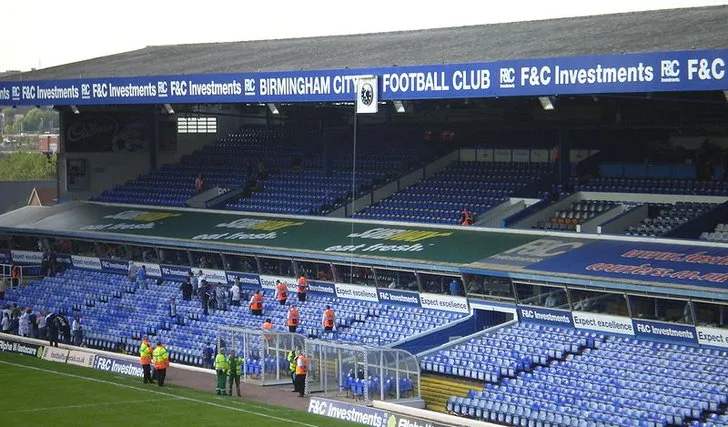 Một phần khán đài tại sân St. Andrew's, kiến trúc đặc trưng của sân nhà Birmingham City