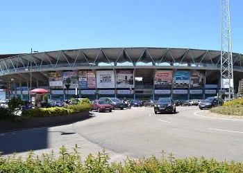 Sân Estadio Balaídos nhìn từ khán đài Marcador và Xeral, sân nhà của Celta Vigo