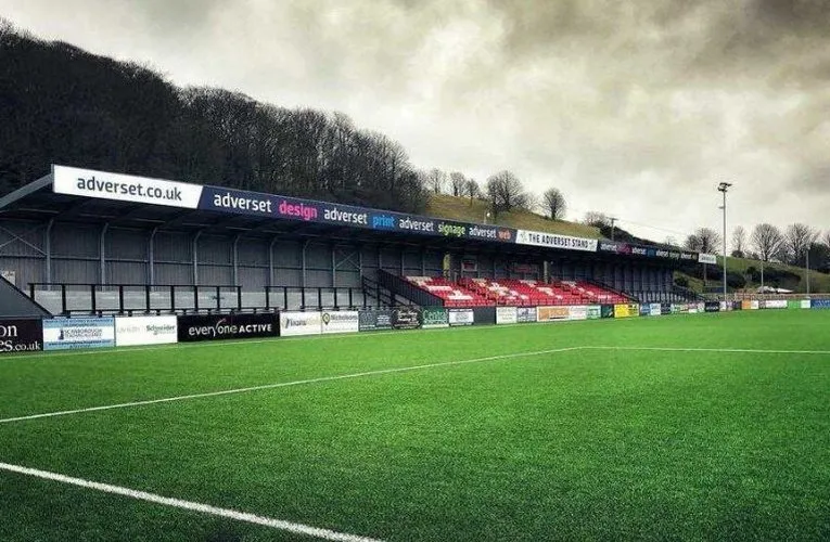 Sơ đồ chỗ ngồi chi tiết của sân vận động Flamingo Land Stadium, sân nhà của Scarborough Athletic FC.