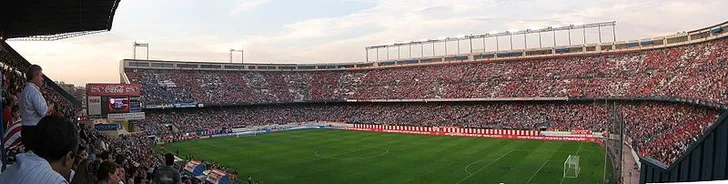 Sơ đồ tổng thể và kiến trúc độc đáo của sân Vicente Calderón.