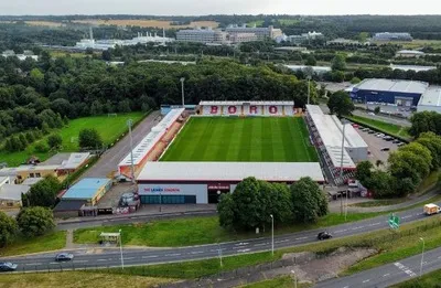 Toàn cảnh Lamex Stadium (Broadhall Way) của Stevenage FC nhìn từ trên cao