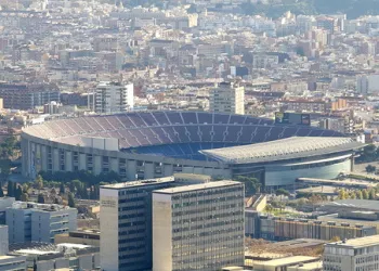 Toàn cảnh sân Camp Nou, biểu tượng bóng đá Barcelona