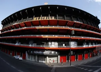 Toàn cảnh Sân Mestalla huyền thoại của Valencia CF