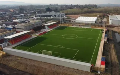 Toàn cảnh sân vận động Meadow Park của Gloucester City AFC