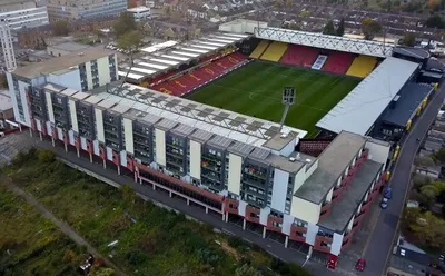 Toàn cảnh sân vận động Vicarage Road, sân nhà lịch sử của Watford FC