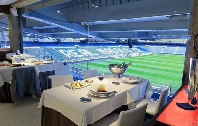 Trải nghiệm dịch vụ cao cấp tại Santiago Bernabéu