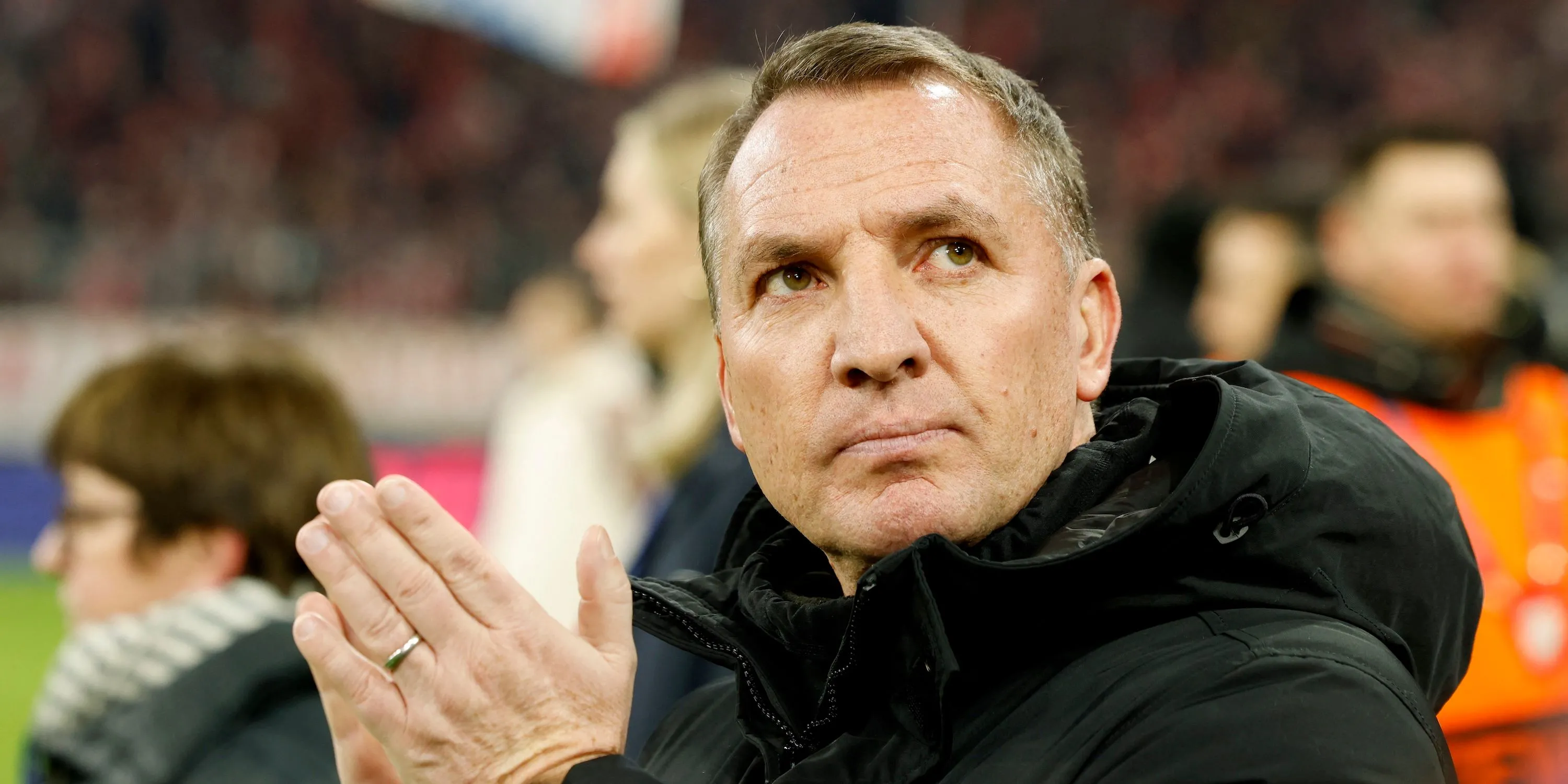 Brendan Rodgers chỉ đạo Celtic trong bối cảnh thị trường chuyển nhượng sôi động