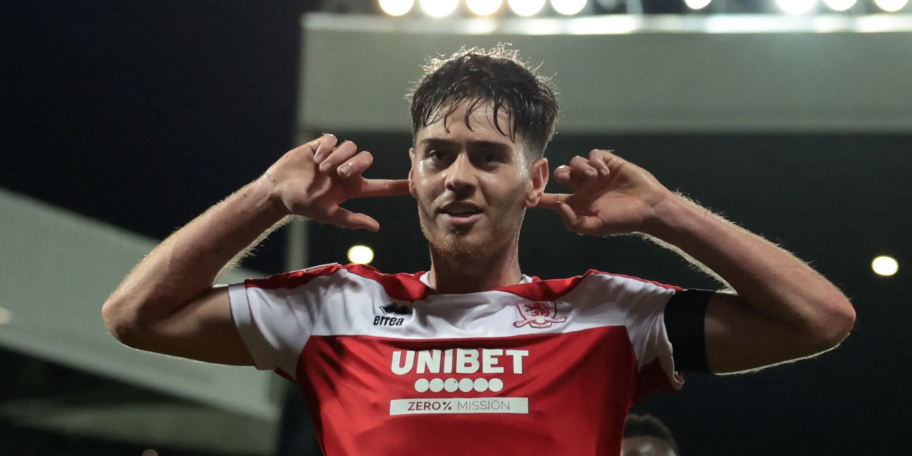 Hayden Hackney, tiền vệ mục tiêu của Man Utd