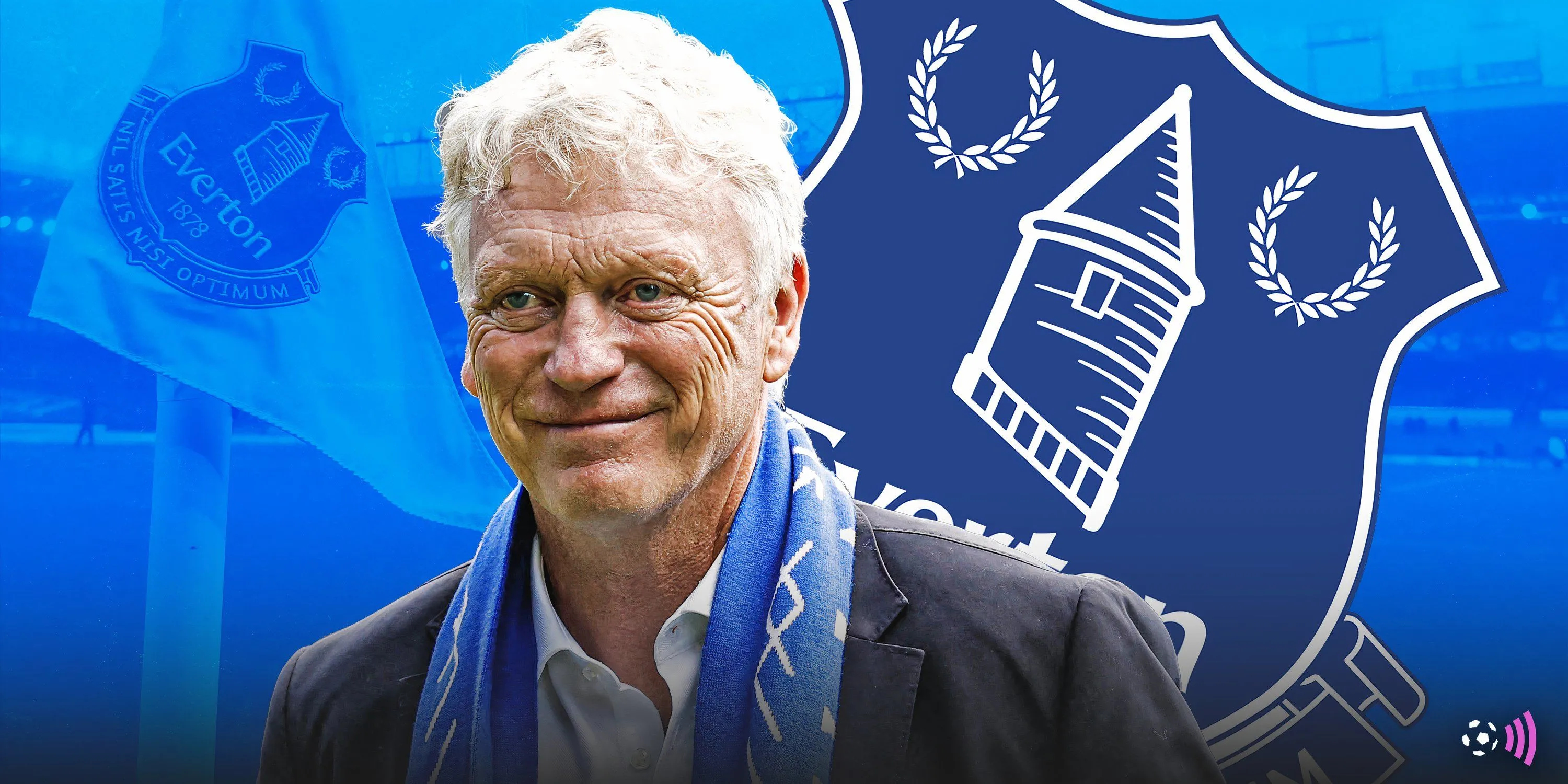 HLV David Moyes của Everton đang chỉ đạo trên sân
