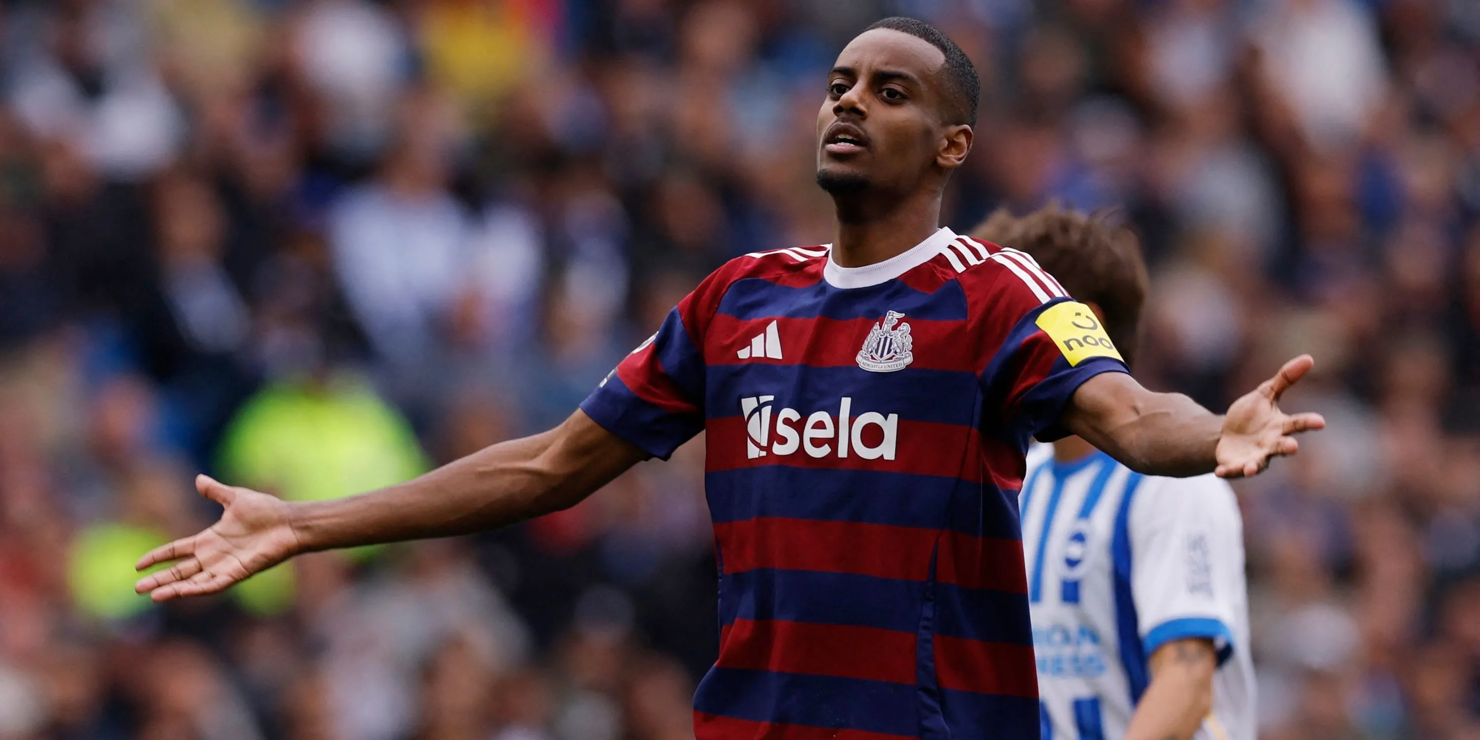 Tiền đạo Alexander Isak ăn mừng bàn thắng cho Newcastle United