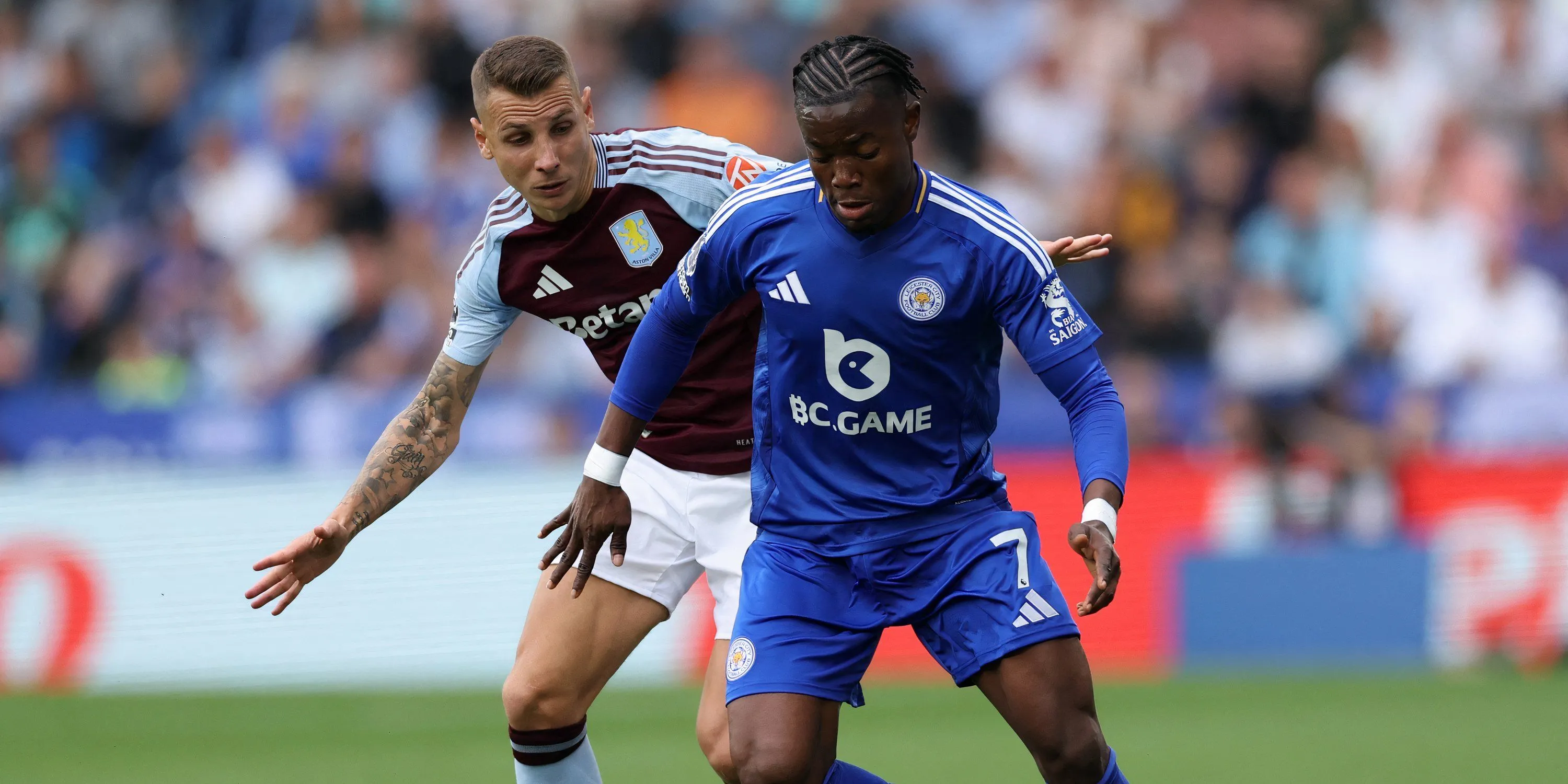 Tiền vệ Abdul Fatawu của Leicester City, mục tiêu chuyển nhượng của Aston Villa.