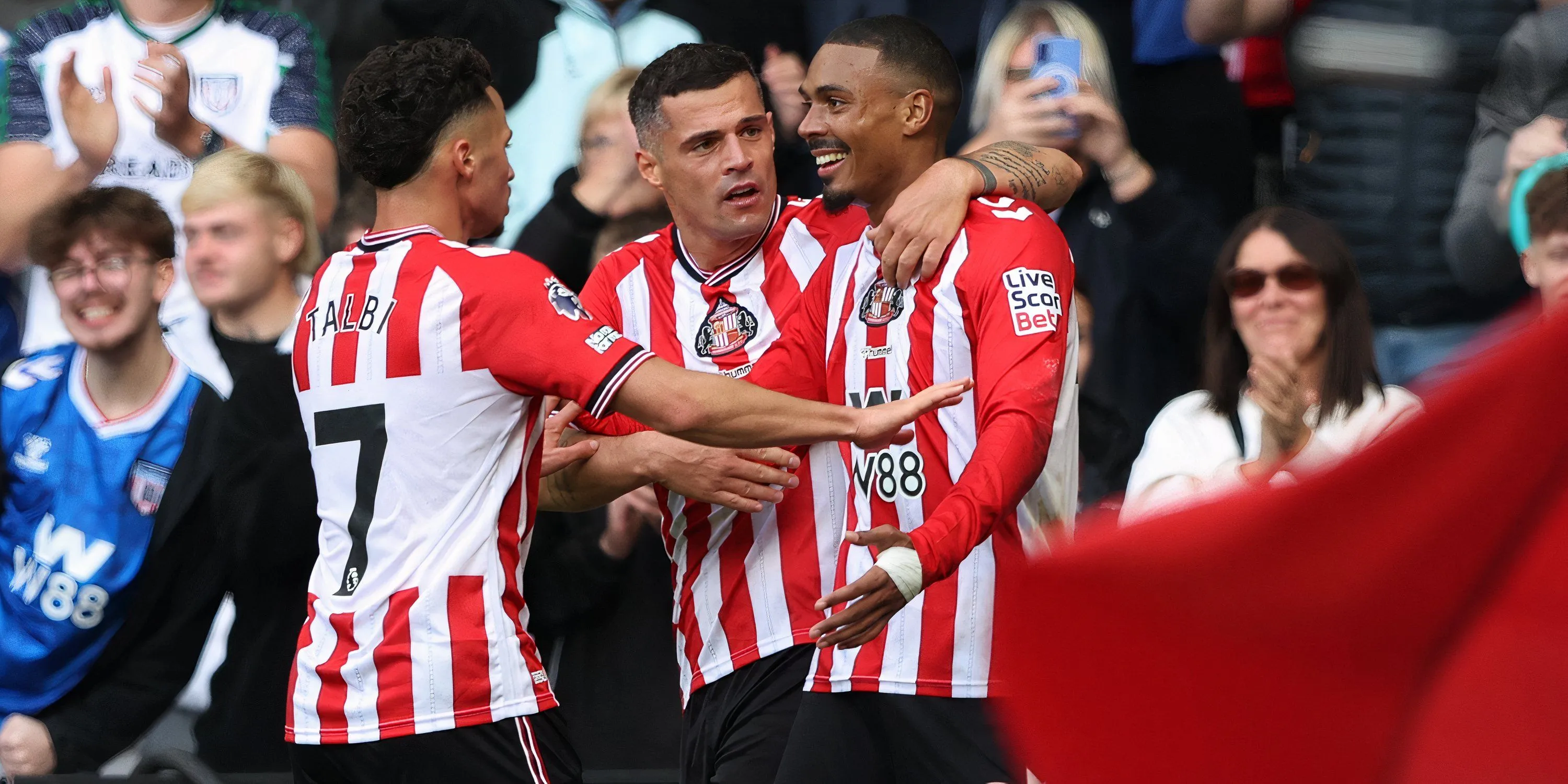 Đội hình Sunderland với sự kết hợp giữa tân binh và những cầu thủ giàu kinh nghiệm