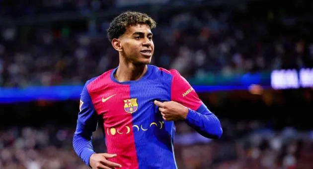 Lamine Yamal phát biểu trên Kings League trước El Clasico, hình ảnh gây chú ý.