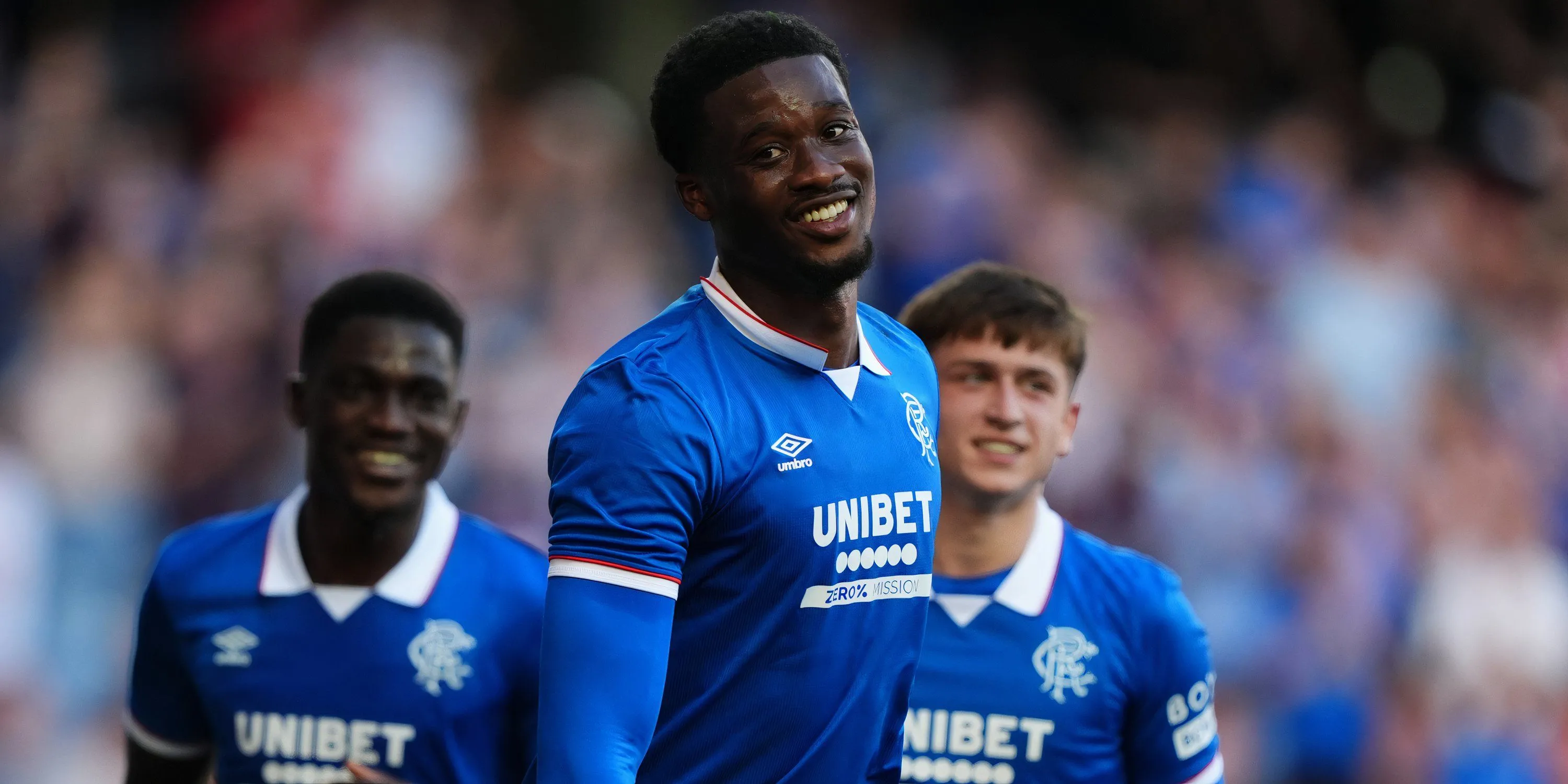 Màn trình diễn đầy hứa hẹn của Emmanuel Fernandez trong trận đấu đầu tiên tại Ngoại hạng Scotland