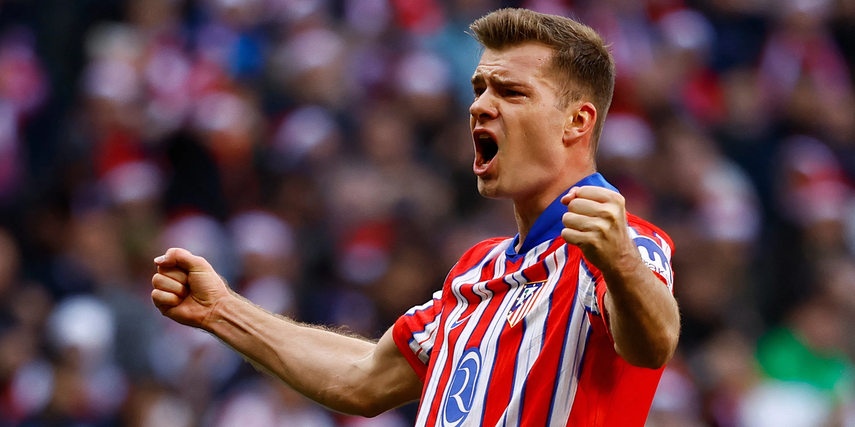 Alexander Sorloth trong màu áo Atletico Madrid thi đấu ở La Liga