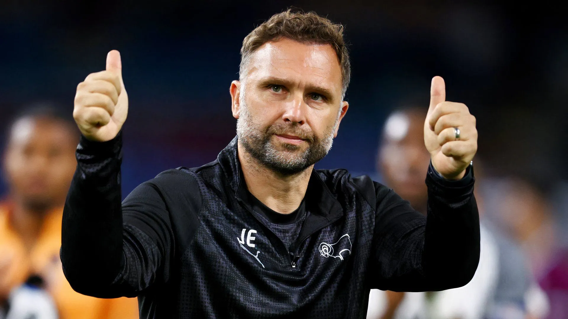 Huấn luyện viên John Eustace của Derby County trong cuộc gặp gỡ báo chí