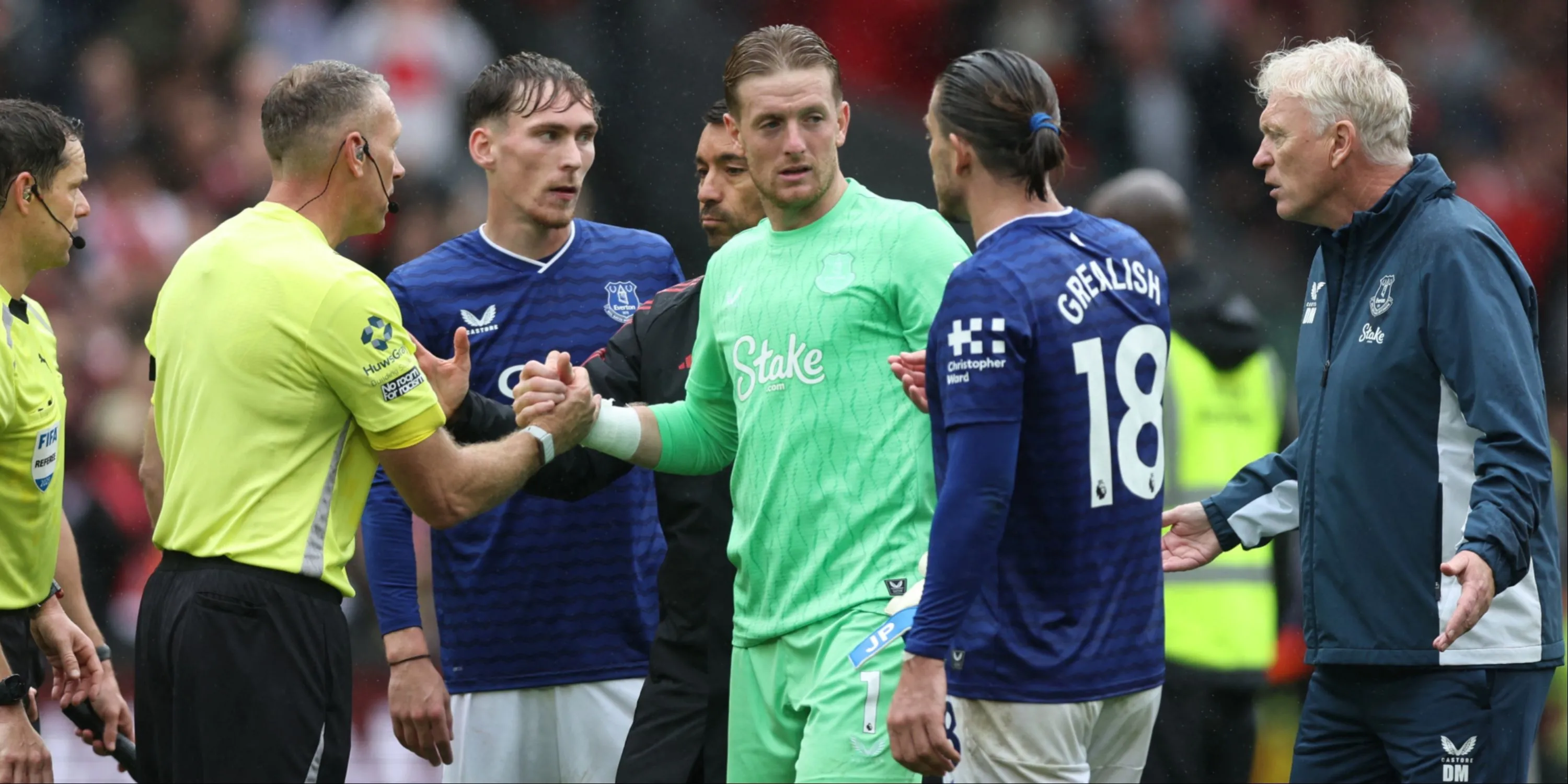 Jack Grealish và các cầu thủ Everton trong trận gần đây