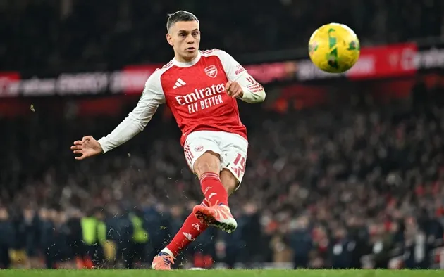 Trossard thi Ä‘áº¥u hiá»‡u quáº£ so vá»›i Eze